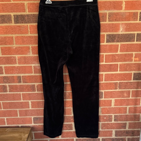 Zenergy By Chico’s Black Velour Pull On Pants - Picture 5 of 6